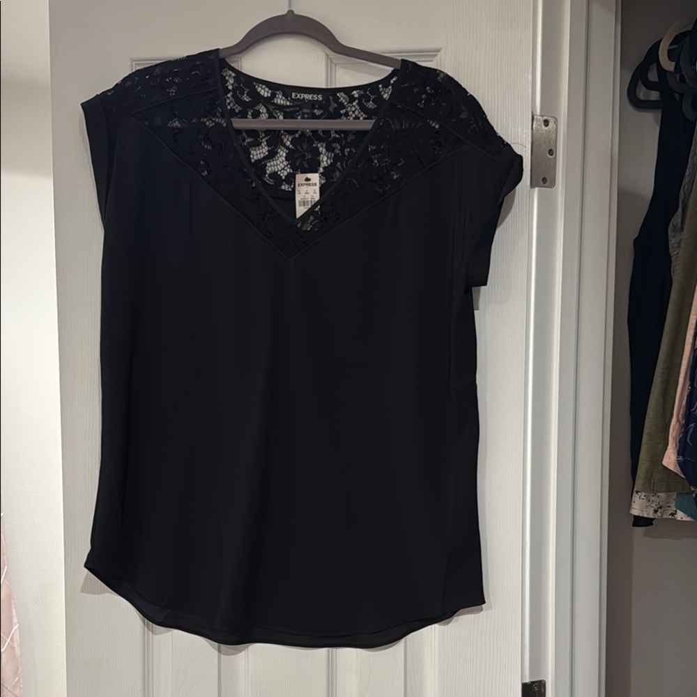 Express Black Blouse with Short Sleeves and V-Neck